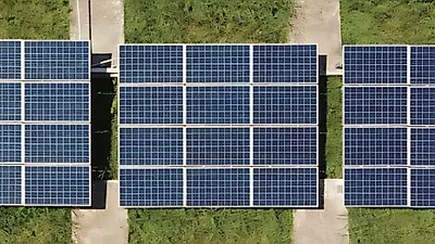 [Solar] Solar stocks surge ahead of US 'Section 232 of the Trade Expansion Act' minimum polysilicon price and tariffs